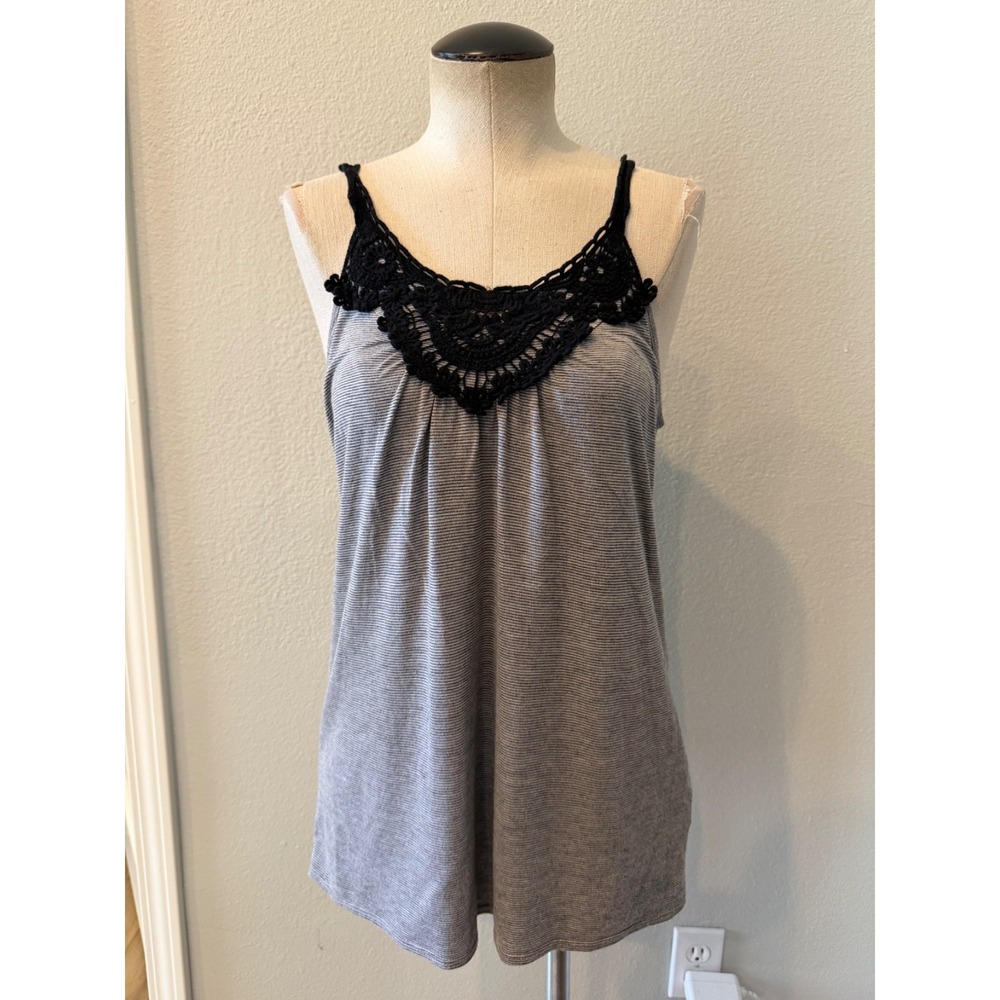 Tyte by Knits American Standard women's black sleeveless tank top, size Large. F